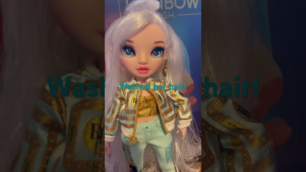 Rainbow high colour & create hair washed & new outfit! 🩵🩵🩵