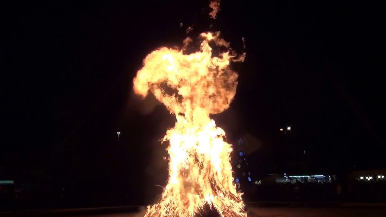 06-01-2017 ALBIGNASEGO (PD) IN FESTA CON LA BEFANA CHE BRUCIA CHE SPETTACOLO (FILMADOR RENATO)