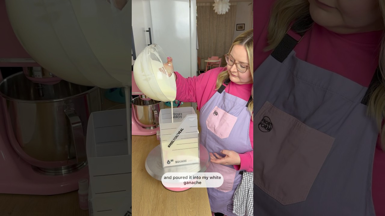If want to make perfect square cakes without all the fuss, then this Frost Form kit is for you!! 🥰