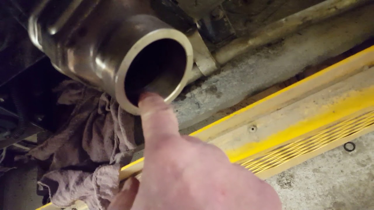 Mercedes MBE 900 EGR Cooler Repair