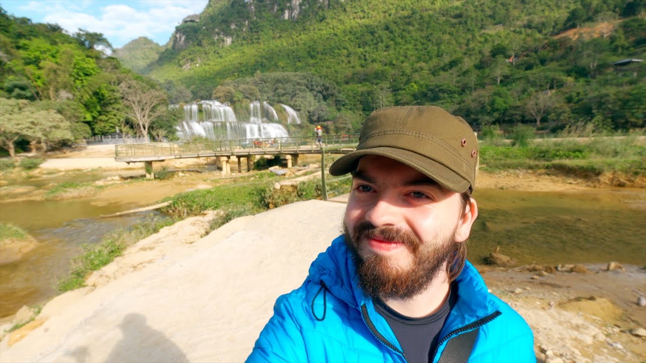 Travelling From North to South Vietnam for Christmas |Backpacking Southeast Asia