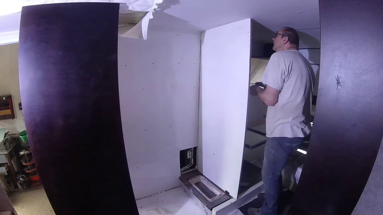 ODCINEK30. Budowa kampera, laminowane ściany do łazienki laminatem GWPGE zbrojonym tkaniną  szklaną