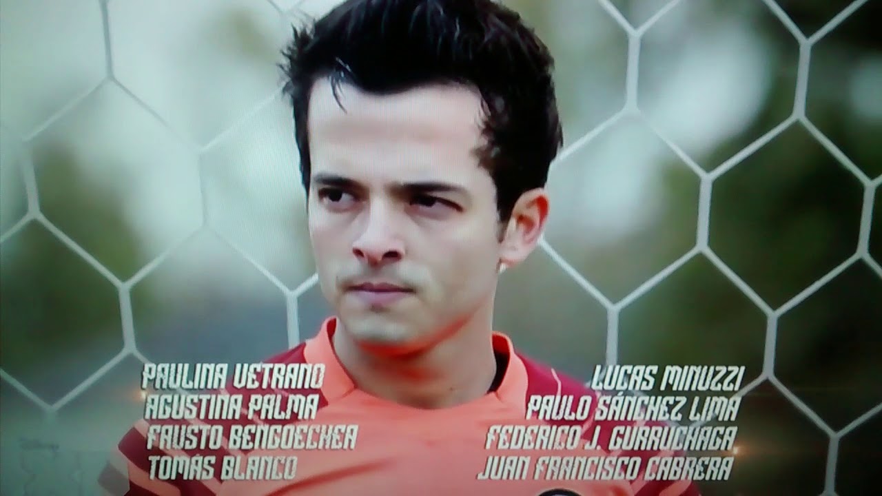 El final del primer tiempo - Ezequiel salva a los Halcones de un gol (Guido Pennelli)