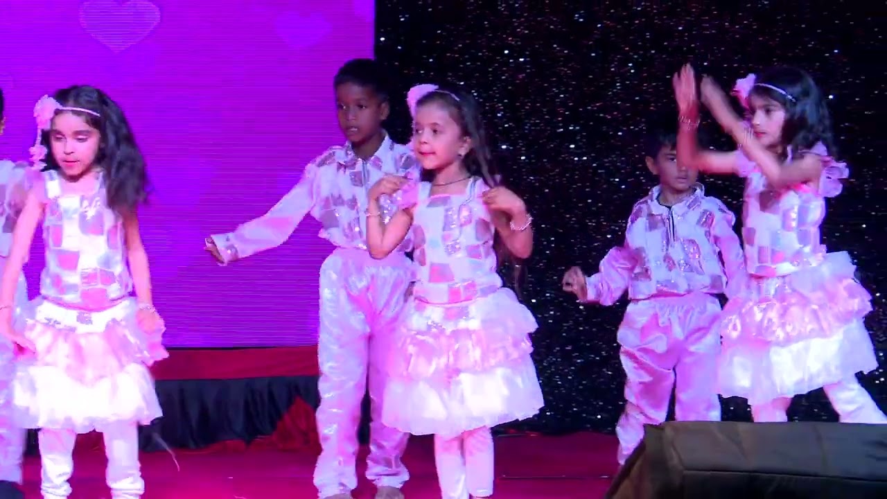 LKG Dance @ St. Thomas School, Khachrod