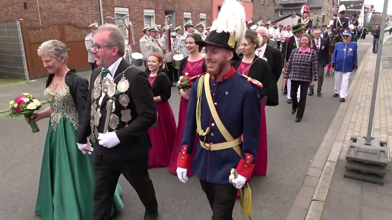 Schützenfest Grevenbroich Kapellen 2024 - Parade am Montag 3.6.2024 - BSV Kapellen Erft