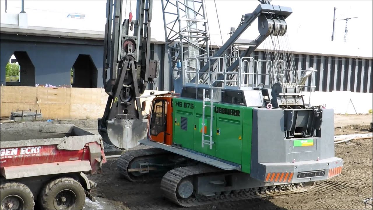 Schlitzwandbagger LIEBHERR HS 875 und HS 885 mit Hilfskran SENNEBOGEN 690 HD - Soeren66