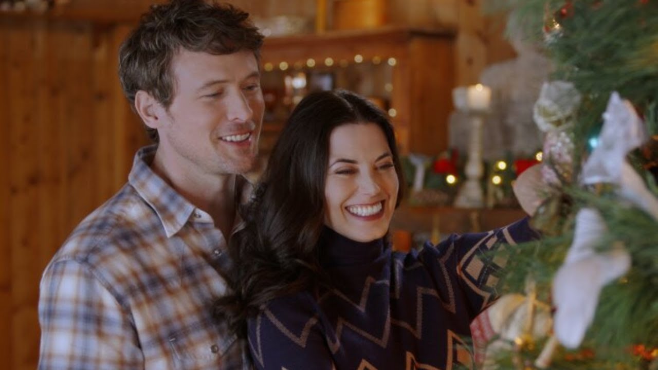 Exclusive Interview: John Reardon on Filming with Wife Meghan Ory in Hallmark's Believe in Christmas