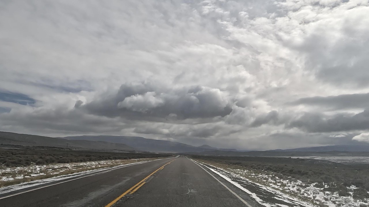 Driving Utah Route 24 | Aurora → Loa| snowy mountains | 4K | March 6，2026 |