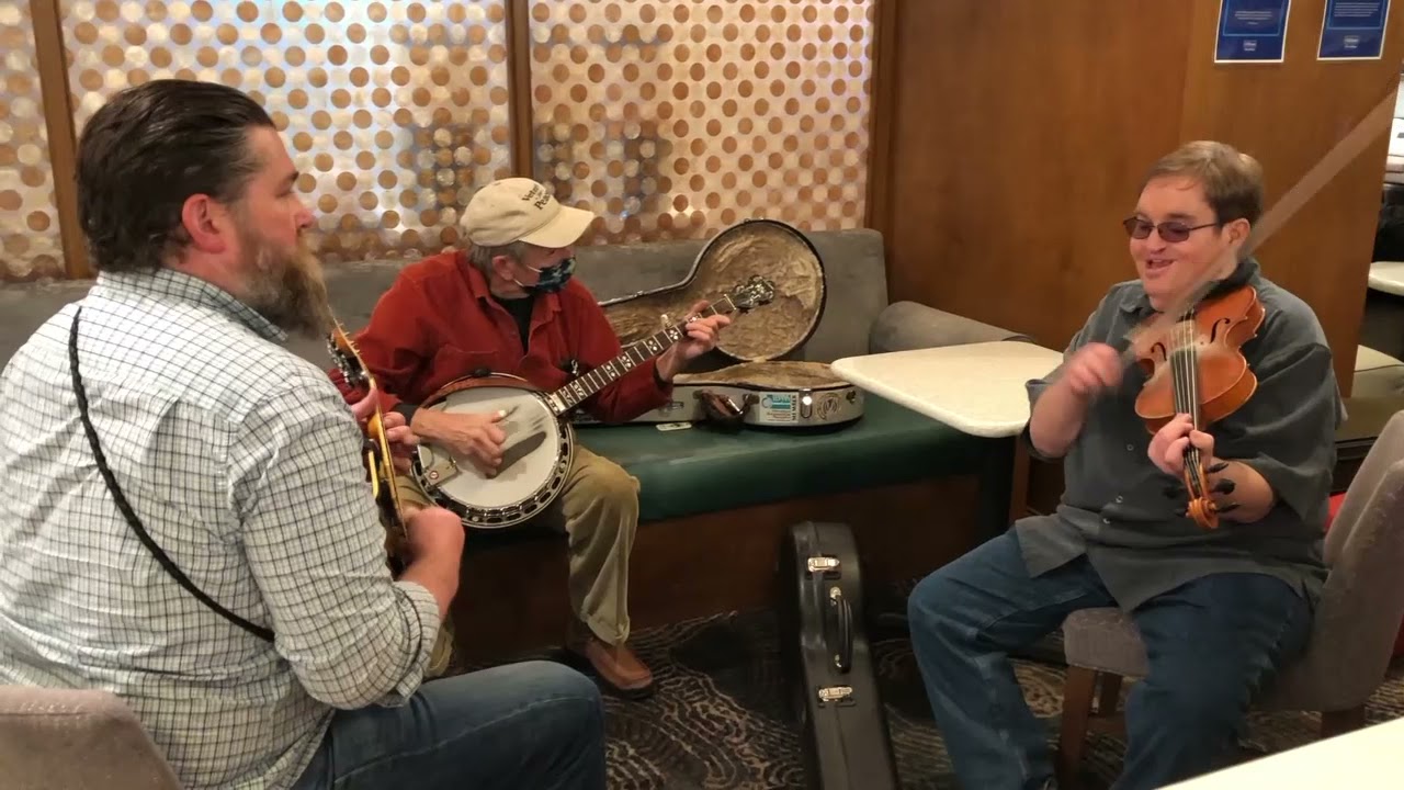 BLUEGRASS BREAKDOWN - Butch Robins/ Mike Cleveland/ Nathan Livers - LIVE
