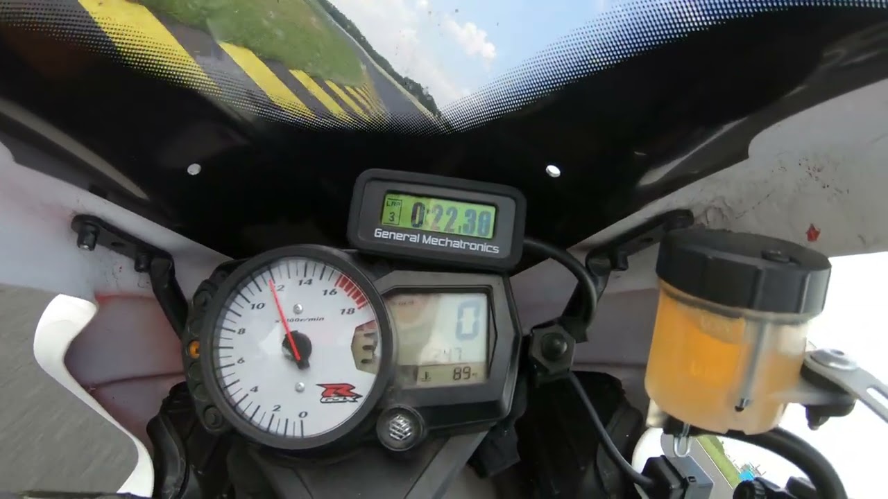 Suzuki GSX-R 750 K7 2023.08.18. Pannonia Ring