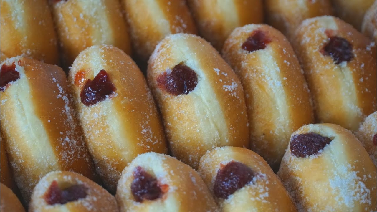 STRAWBERRY FILLED DONUTS