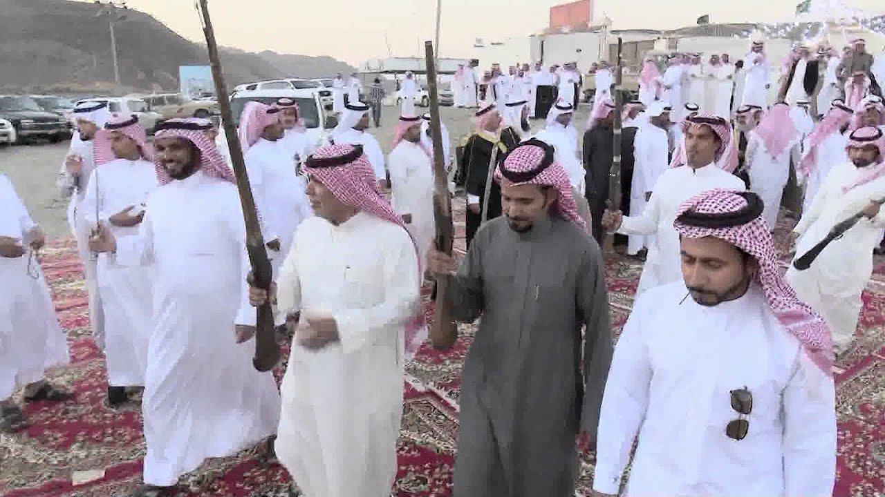 الحدايا في حفل الاستاذ نافع المنقاشي