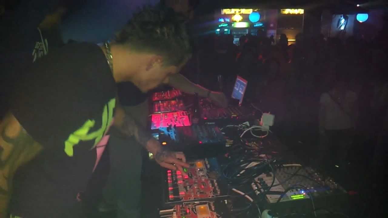 Borderline vs. Crotekk Live @ Beatclub Dessau 21.12.12