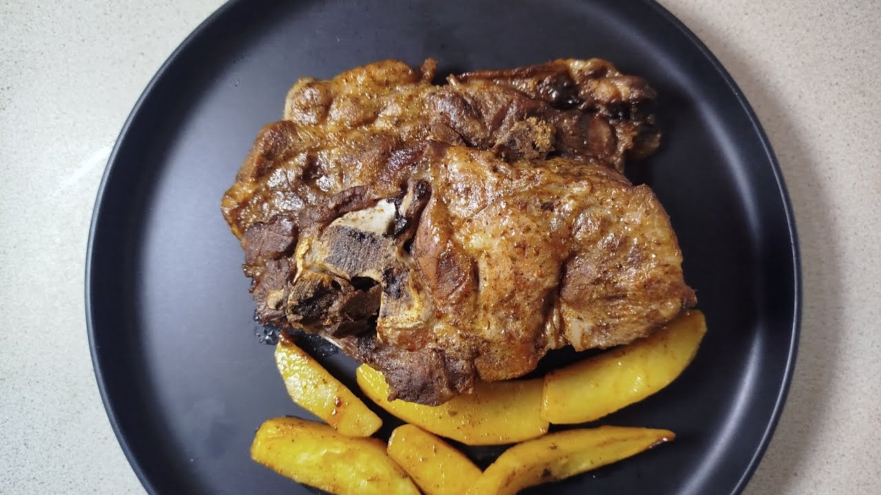 🥩🥔Μπριζόλες λαιμού με πατάτες |δεν έμεινε ούτε μπουκιά#tastyrecipes#tastyfood#subscribemychannel 