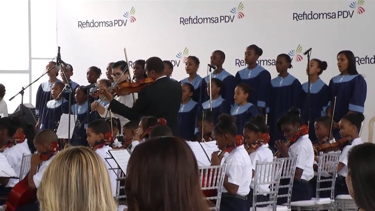 HIMNO NACIONAL DE LA REP&Uacute;BLICA DOMINICANA // ORQUESTA Y CORO INFANTIL // FUNDACION REFIDOMSA