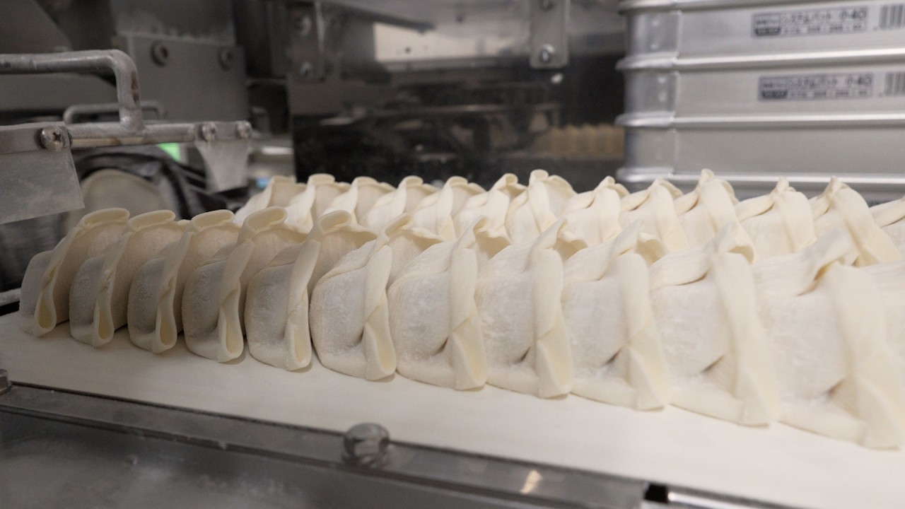 【麺職人の裏仕事】餃子にかける本気がヤバい