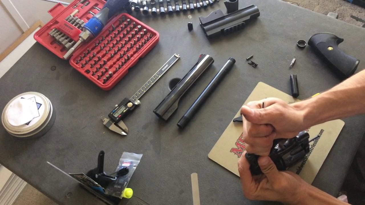 Dan Wesson .44 Mag Large Frame Revolver Disassembly
