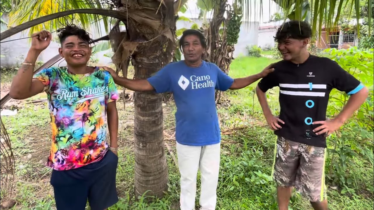Salatiel y los Primos de la Vecindad Maynor y Jonny..😂😂