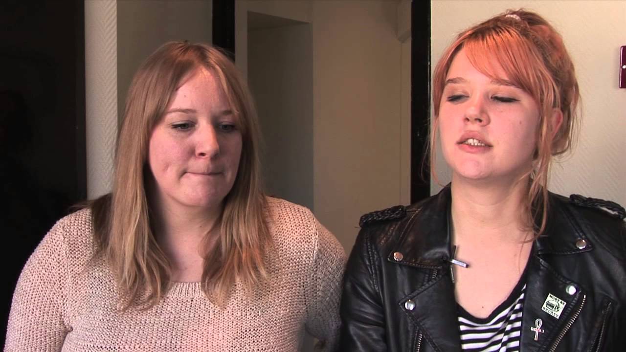 Bleached interview - Jennifer and Jessica (part 2)