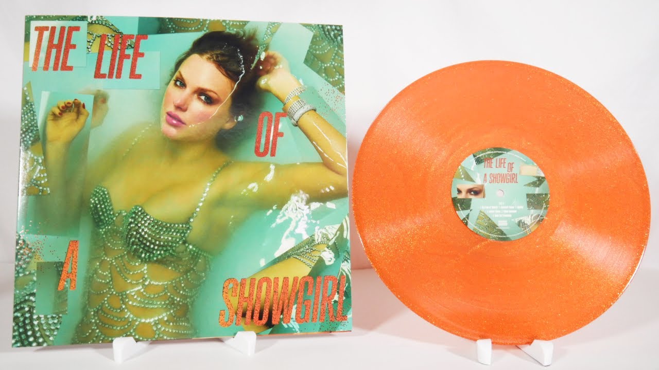 Taylor Swift - The Life Of A Showgirl Vinyl Unboxing