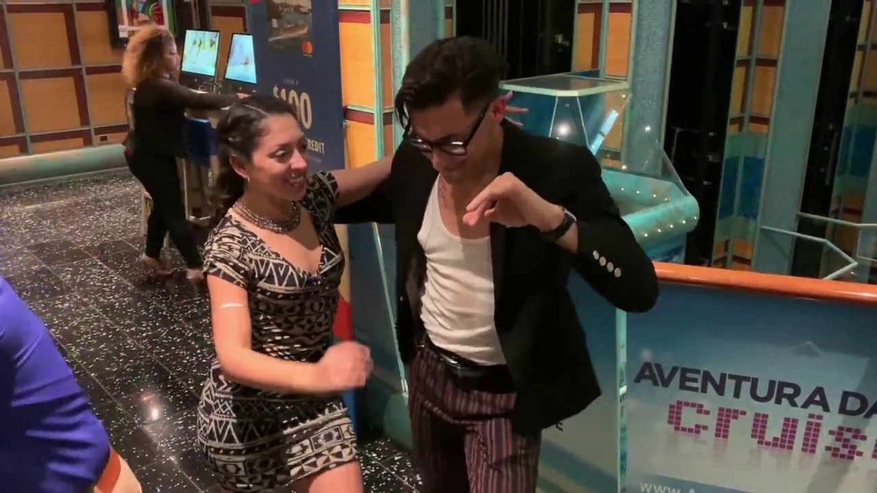 Nery Garcia dancing another Smooth & Elegant salsa with the talented Jennifer Geyer at 2018 ADC