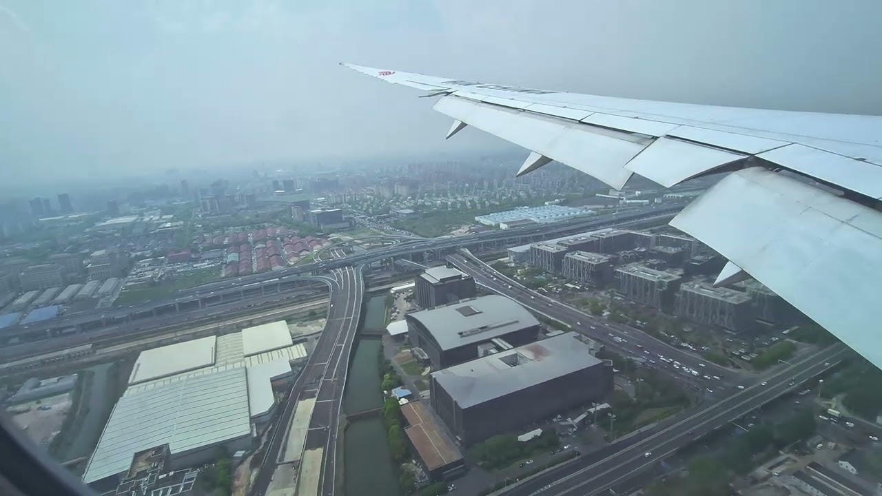 Landing into Shanghai "Hongqiao" airport