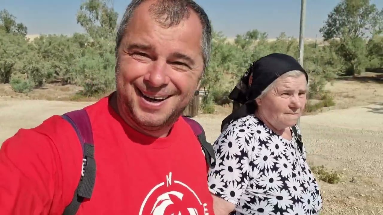 Călătorie cu Mama - Am facut baie într-o Cascadă în mijlocul Deșertului