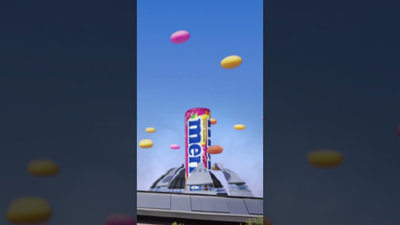 Fake OOH w reklamie Mentos - Spodek