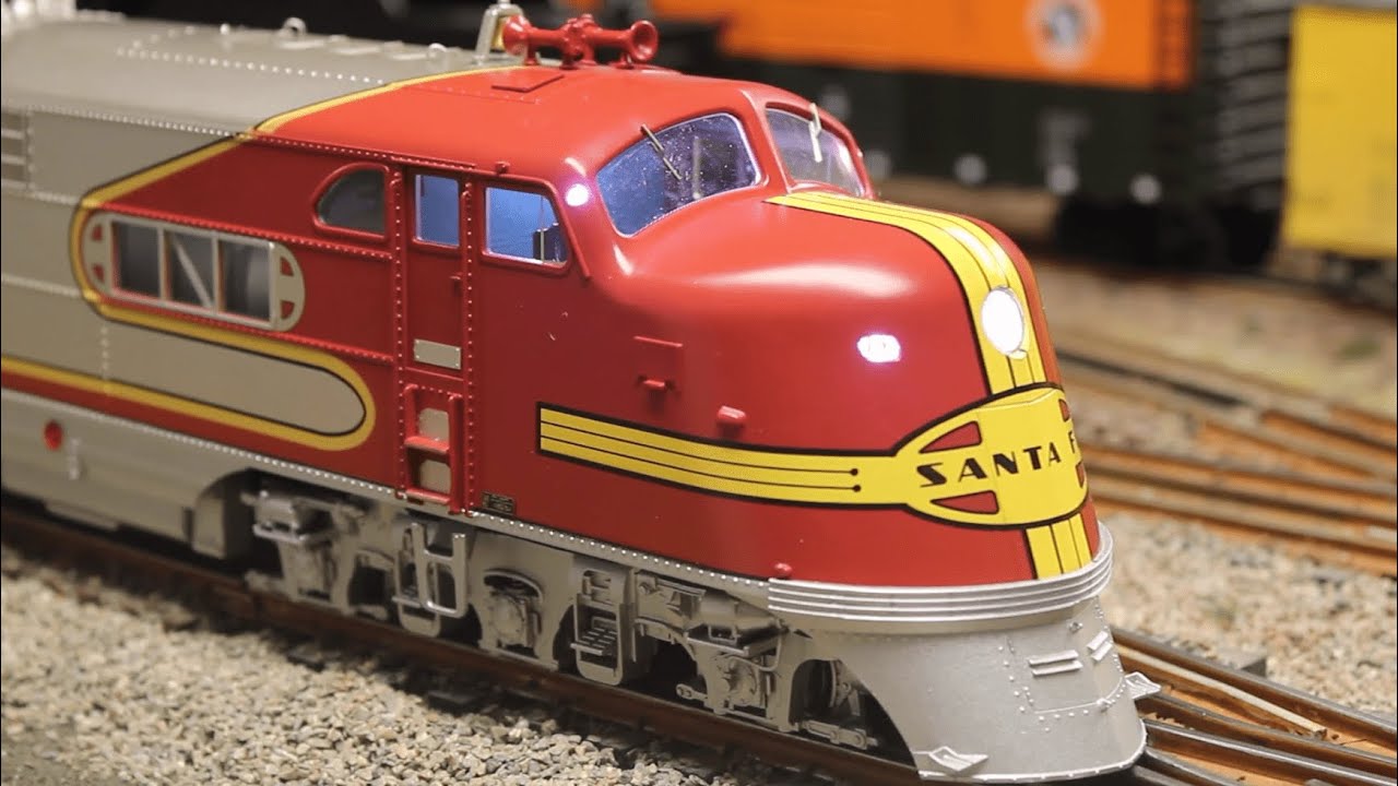 REVIEW: 3rd Rail ATSF Late E1 AB Set