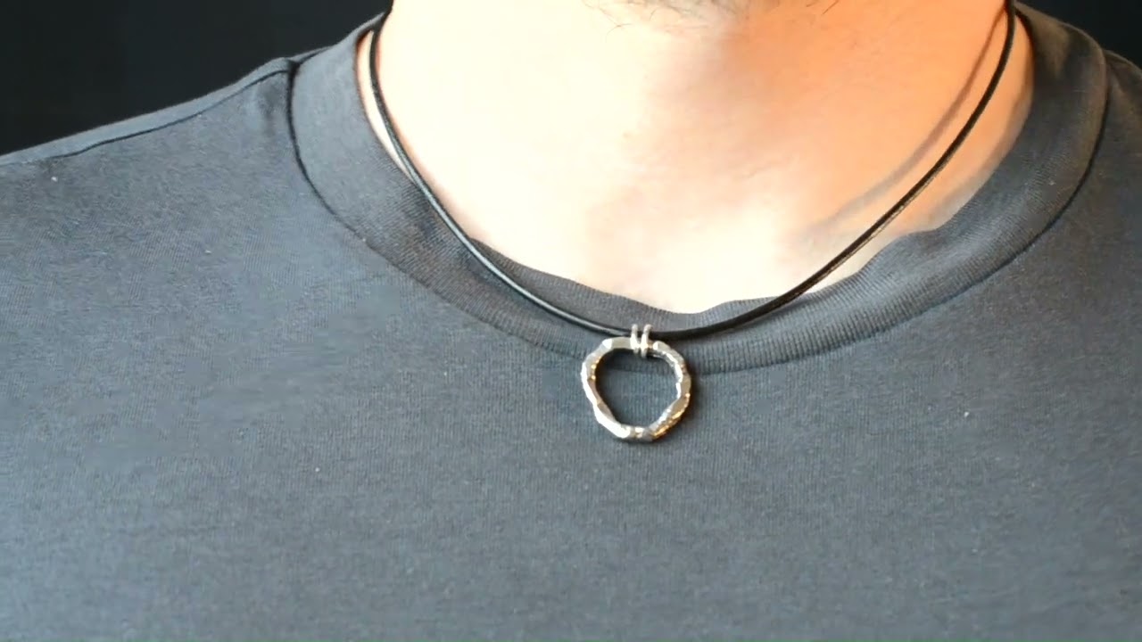 Pendentif Empreinte pour homme en argent massif vieilli