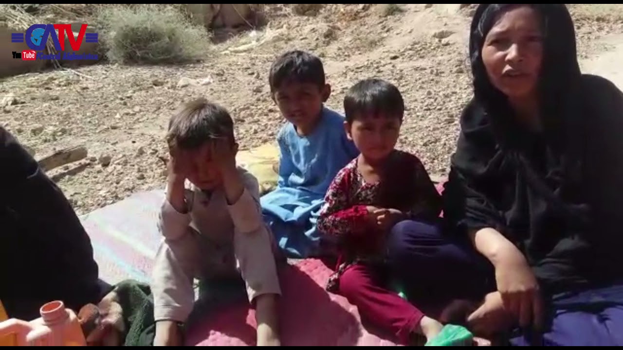 کوچ مردم گیزاب در روی زمین؛ نه نان برای خوردن دارند و نه سرپناه برای زیستن