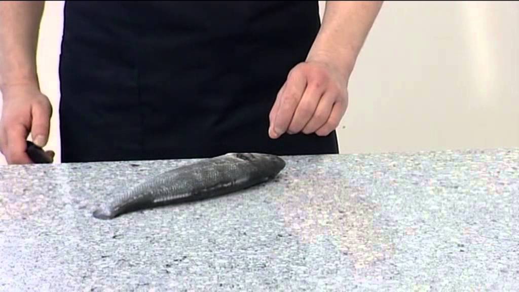 How to prepare a Whole Seabass | 405