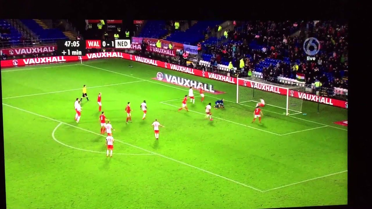 Jasper Cillessen first penalty stopped