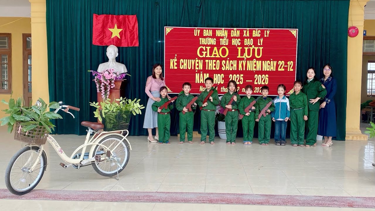 GIAO LƯU KỂ CHUYỆN THEO SÁCH KỶ NIỆM NGÀY 22/12. Năm học 2025-2026