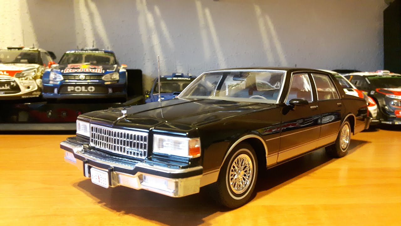 Chevrolet Caprice Classic 1987 1:18 MCG