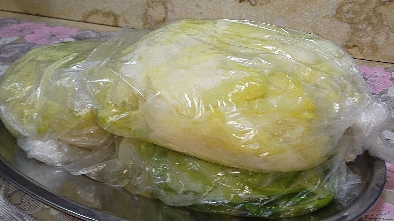 السر في التقطيع والسلق ! 🤫 سلق الكرنب وتخزينه بالطريقة دي هيخليكي تعملي محشي طول السنة. 😋