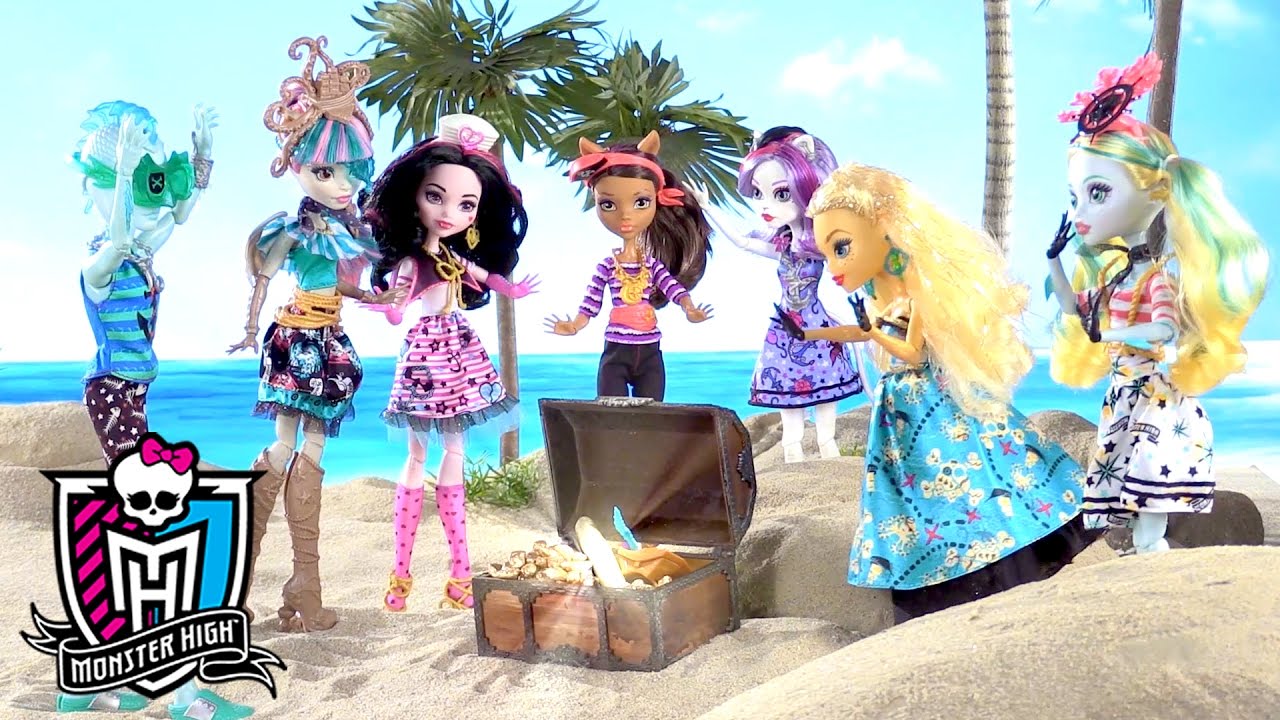 Treasure Hunting with the Crew: Shriek Wrecked Part 1 | Monster High
