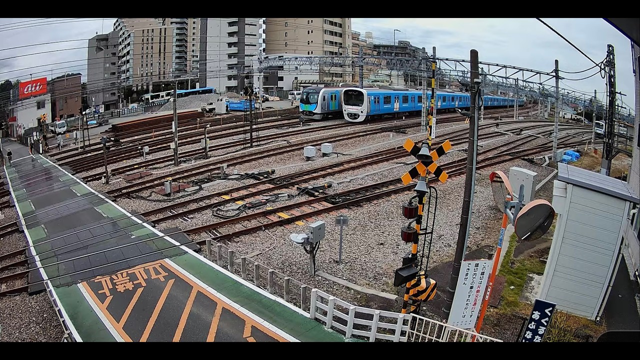 【2026/2/13 金曜日】西武線ライブカメラ　西武池袋線保谷駅付近の踏切からライブ配信  #ライブカメラ