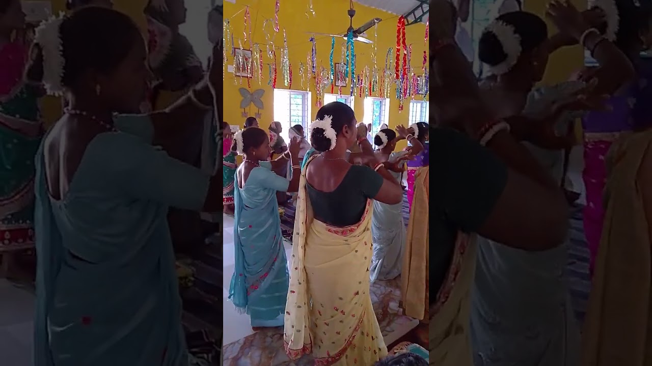 Lourdes mata mariyam ke pabitra darshan ko smaran me.jheli mili jhaka maka Prabhu wa.. Munda geet..