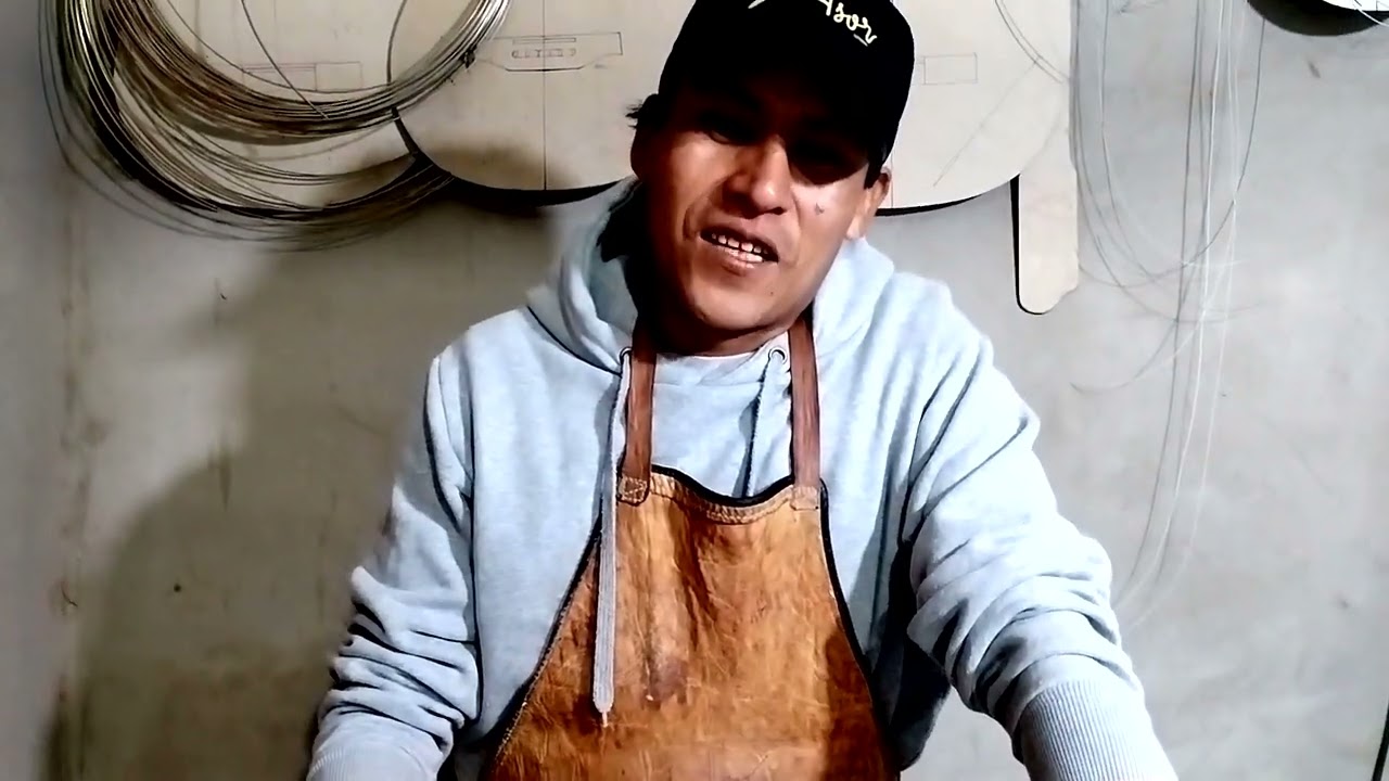 Taller de charangos Tukuypaq de ARIEL BALERIANO NOGALES Aiquile Cochabamba Bolivia