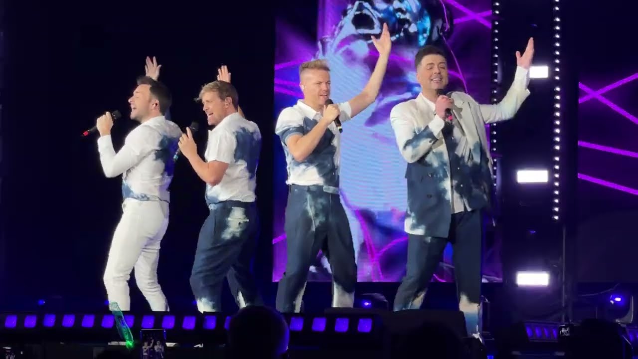 20230226 WESTLIFE THE WILD DREAMS TOUR LIVE IN KAOHSIUNG 西城男孩 高雄演唱會-Hello My Love