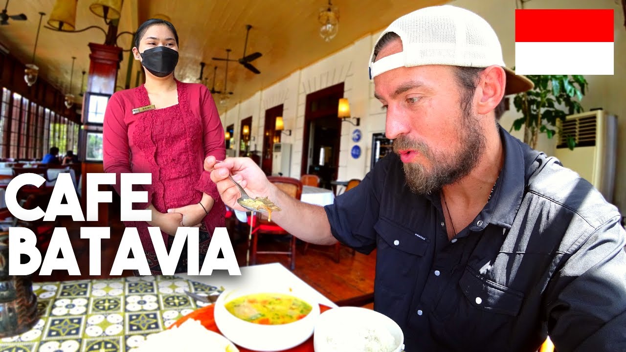 Jakarta's FAMOUS CAFE BATAVIA in Kota Tua 🇮🇩