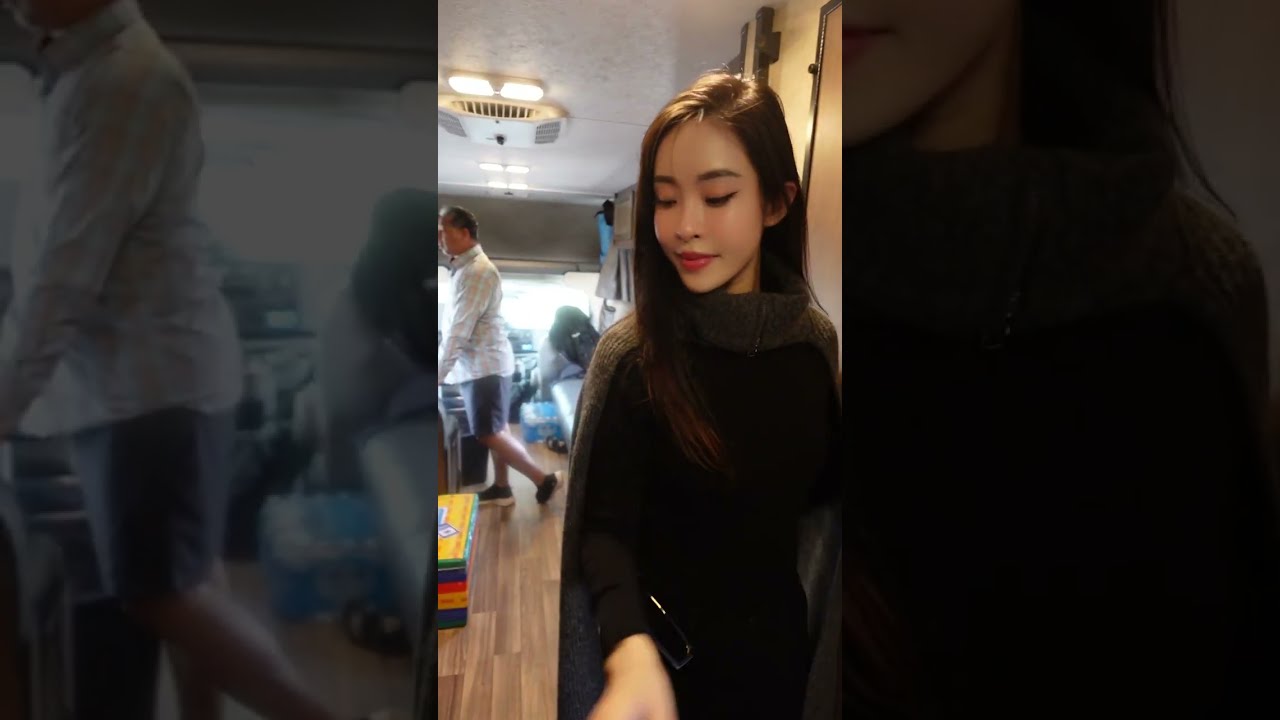 ម៉ែដេ.ញទៅនៅក្នុងឡាន - USA Vlogs