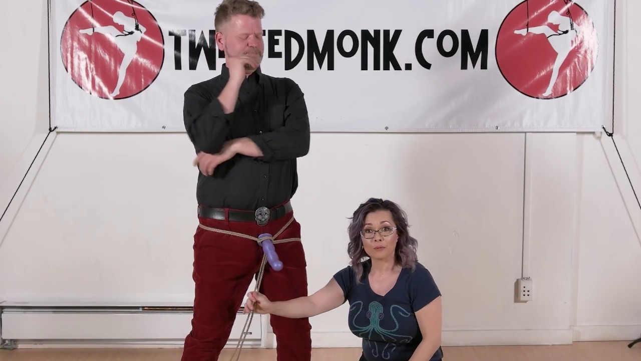 Creating a strap on harness with Midori