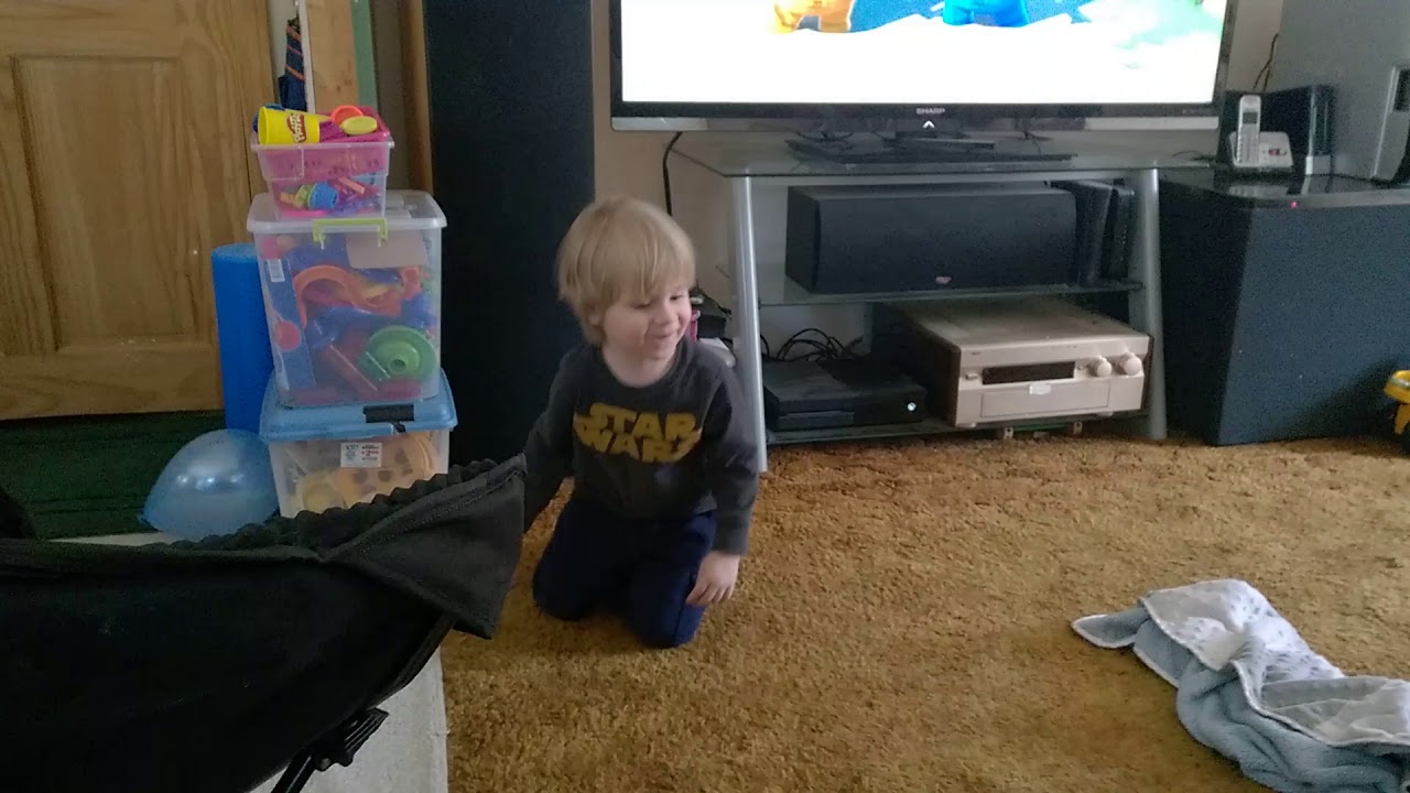 Bouncing on balloon