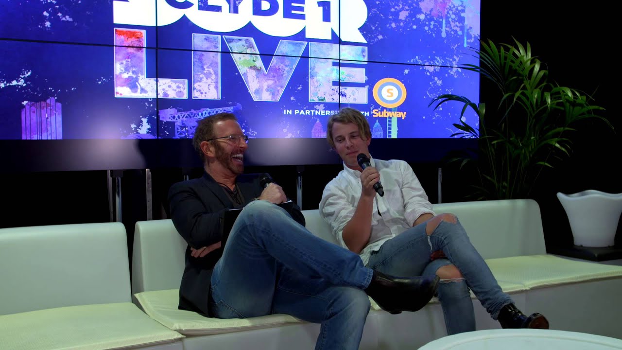 Tom Odell Clyde 1 LIVE Interview