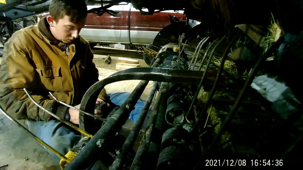 How To Maintain A Case IH Round Baler Pickup