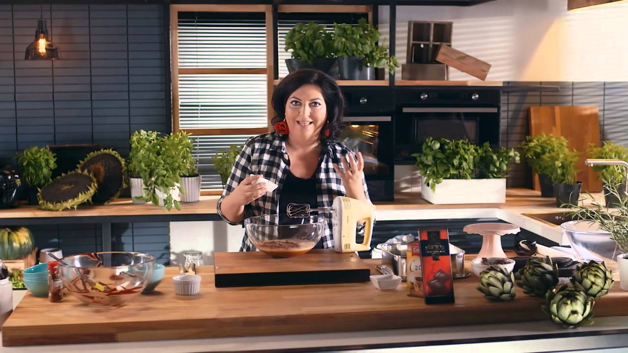 Mautner Zsófi - Lisztmentes, chilis-fahéjas brownie