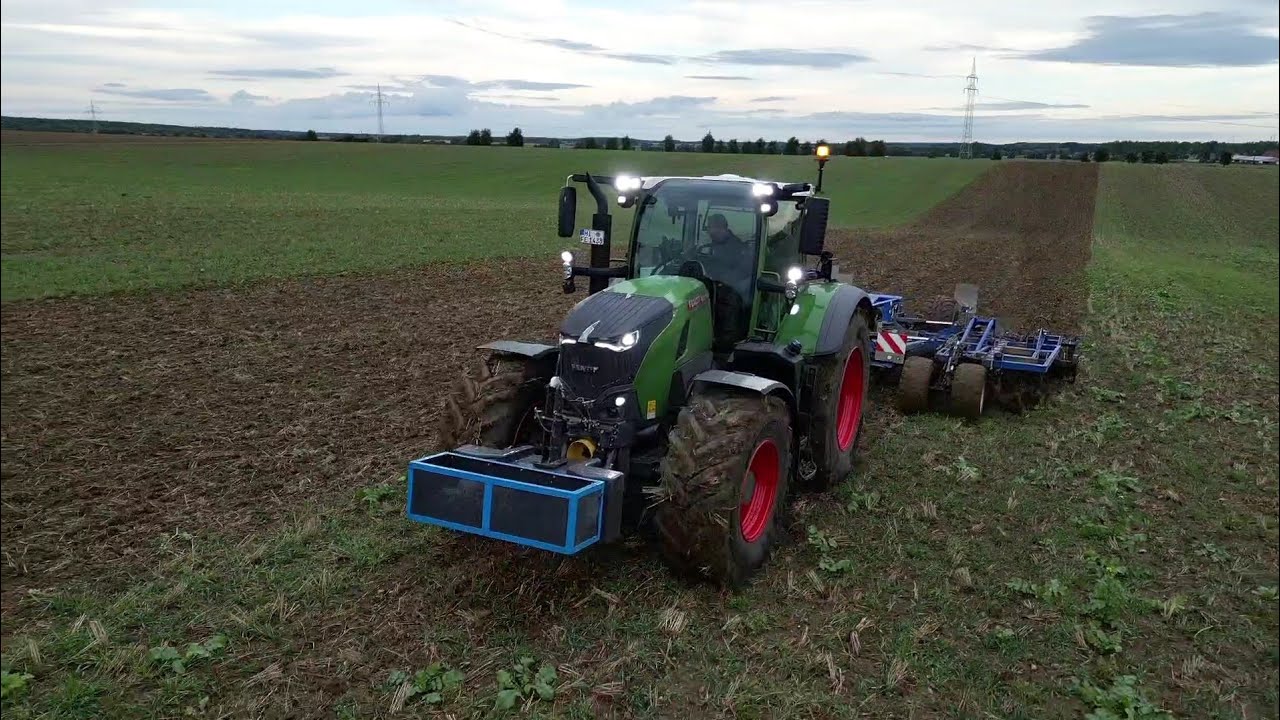 Fendt 728 Vario  beim grubbern #fendtvario #Köckerling #728