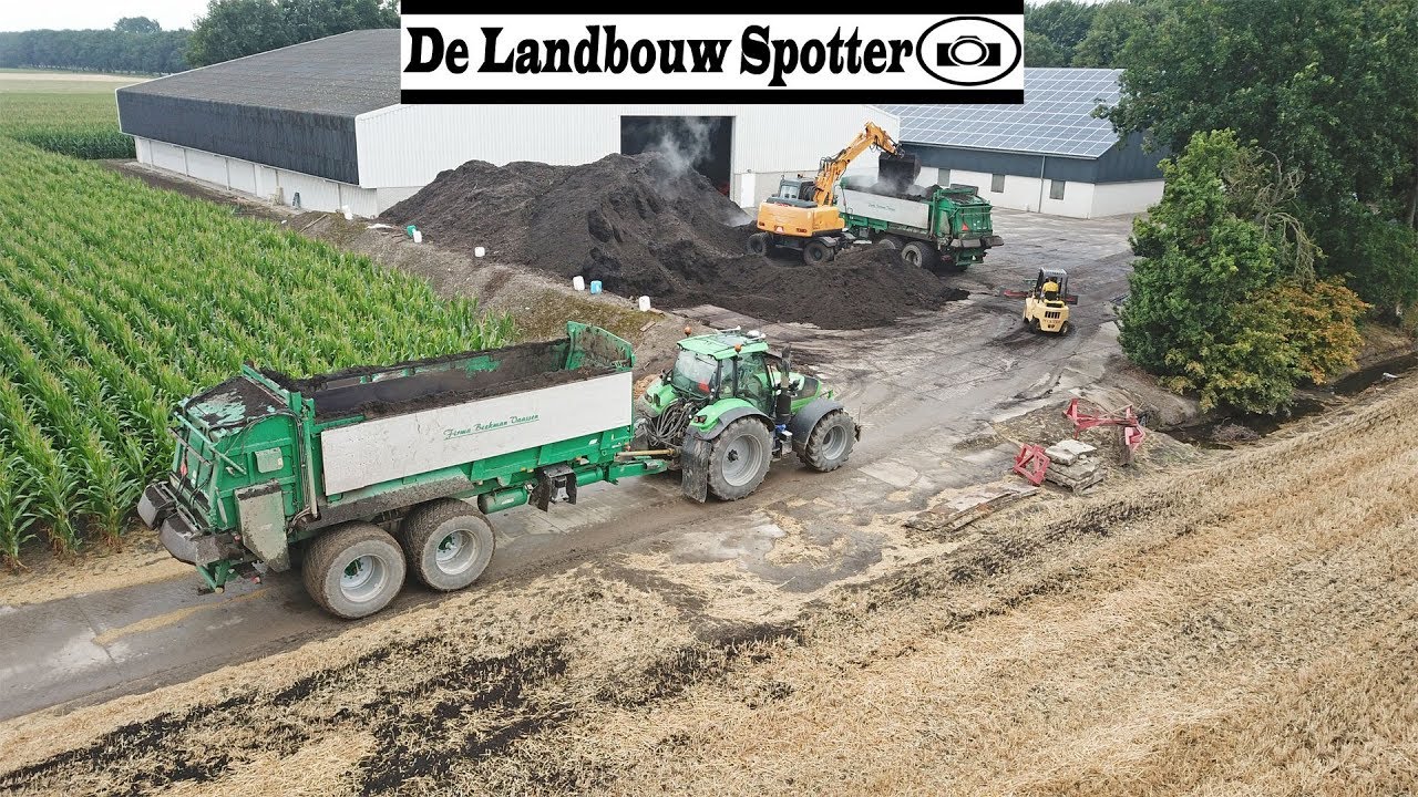 Loading and spreading compost | Two Deutz-Fahr 6190 + Agri bumper  | Firma Beekman | Atlas 140